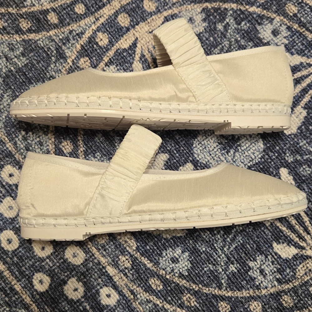 Cream Mary Jane Flats - Picture 4 of 8